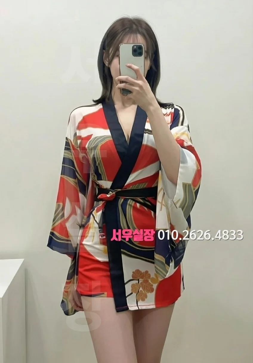 강남 노래클럽 프리미엄 라인업 4번 프로필