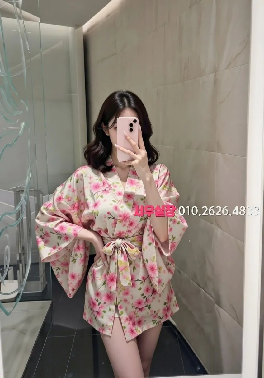 강남 다국적노래방 프리미엄 라인업 2번 프로필